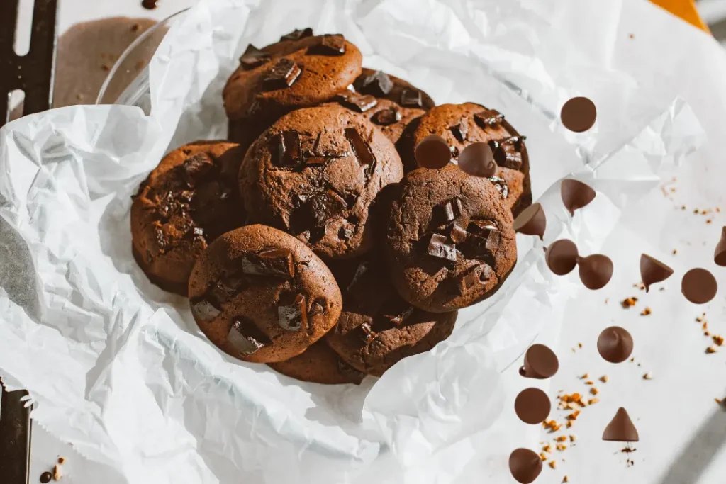 Starbucks chocolate chunk cookie price, calories, UK 2025 1 Chocolate Chunk Cookie